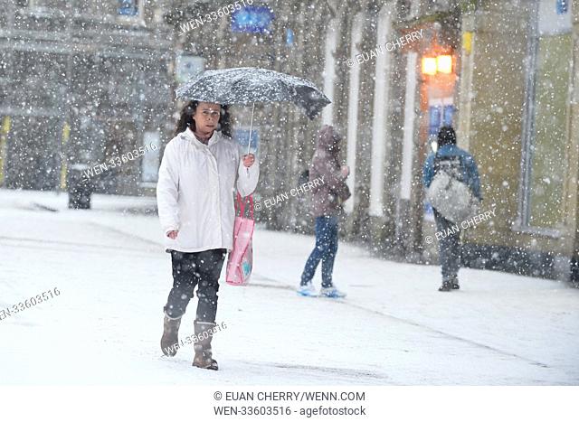 Snow falls in Dundee, Scotland. Featuring: atmosphere Where: Dundee, United Kingdom When: 19 Jan 2018 Credit: Euan Cherry/WENN.com