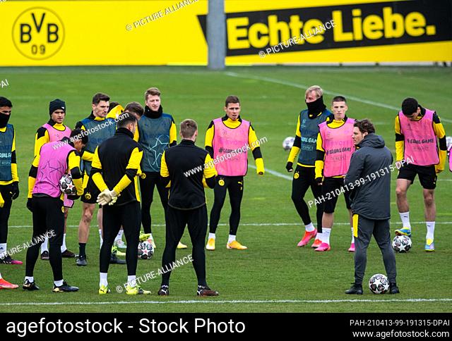 13 April 2021, North Rhine-Westphalia, Dortmund: Football: Champions League, before the quarter-final second leg Borussia Dortmund - Manchester City at BVB's...
