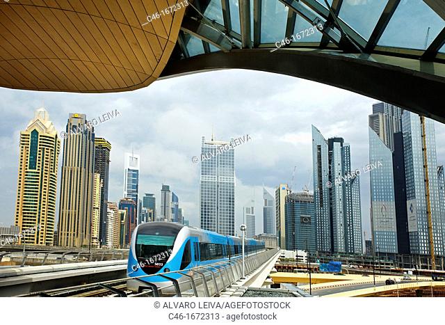 The new Dubai metro, Sheik Zayed Avenue, Satwa district, Dubai City, Dubai, United Arab Emirates, Middle East