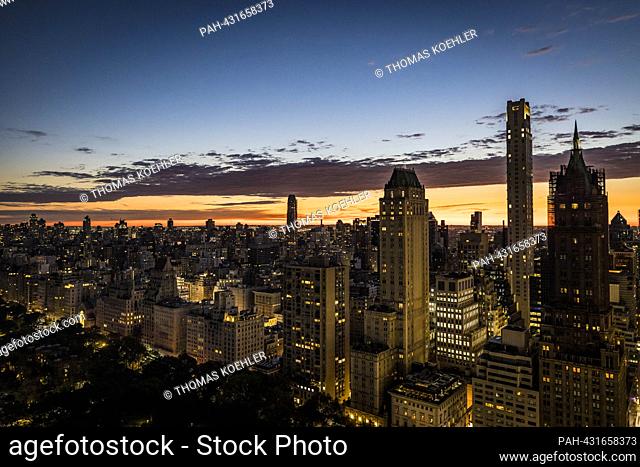 The Manhattan New York skyline at sunrise. - new York/Vereinigte Staaten