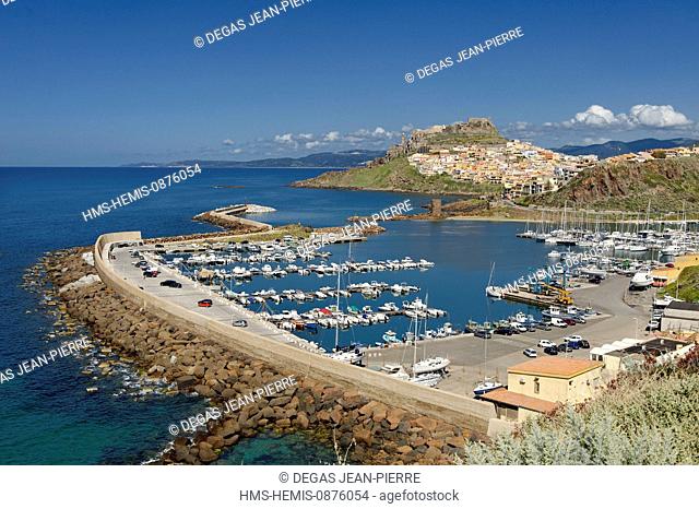 Italy, Sardinia, Sassari Province, Gulf of Asinara, Castelsardo, medieval city founded in the 12th century by the Genoese and built on a rocky promontory