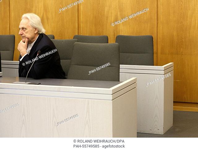 Art consultant Helge Aschenbach sits in der dock prior to his trial in Essen, Germany, 10 February 2015. PHOTO: ROLAND WEIHRAUCH/dpa (LOCATION CORRECTED) |...
