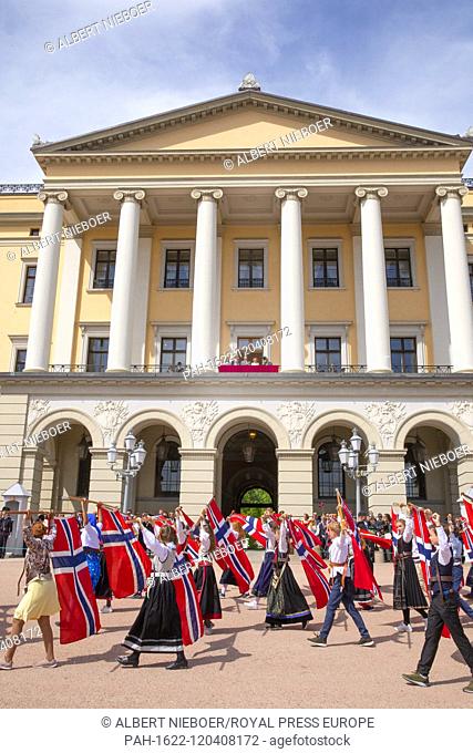 National Day of Norway 17-05-2019..Norwegian royal family at the balcony of the royal palace in Oslo greeting thousands of people walking along the palace as it...