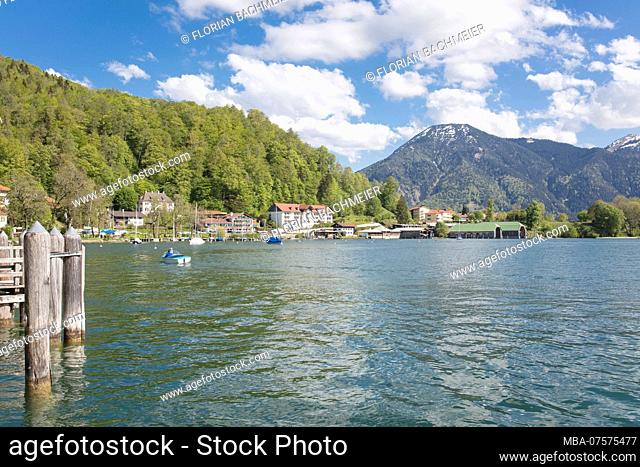 Lake Tegernsee, Upper Bavaria, lakeside promenade, springtime
