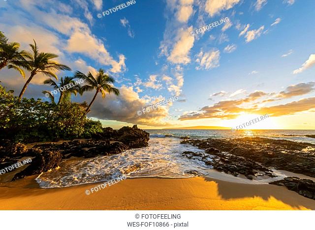 Secret Beach at sunset, Maui, Hawaii, USA
