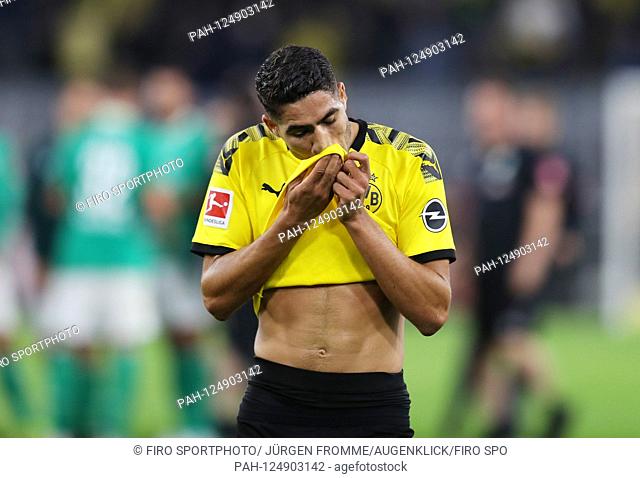 firo: 28.09.2019 Football, 2019/2020 1.Bundesliga: BVB Borussia Dortmund - Werder Bremen Exchanged, disappointment at Hakimi | usage worldwide