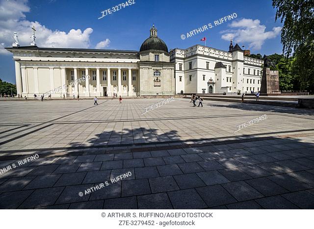 Cathedral Square to include Monument to Grand Duke Gediminas. Palace of the Grand Dukes of Lithuania (National Museum), and Vilnius Cathedral