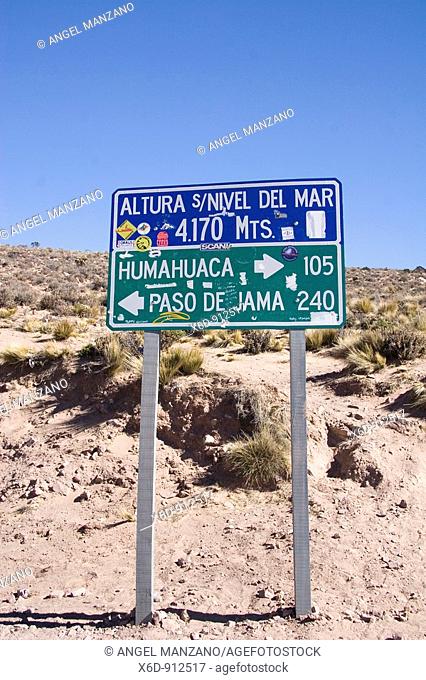 Morado mountain pass banner, Jujuy, Argentine