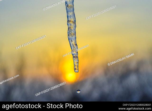 Weather, winter, sunset, icicle, drop, Karvina, Czech Republic, December 8, 2023. (CTK Photo/Drahoslav Ramik)