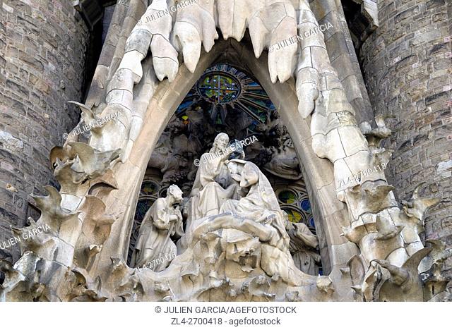 Spain, Catalonia, Barcelona, Eixample, the Sagrada Familia Basilica whose construction started in 1882, designed by Catalan modernist architect Antoni Gaudi