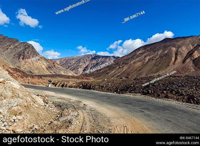 Manali-Leh road to Ladakh in Indian Himalayas near Baralacha-La pass. Himachal Pradesh, India, Asia