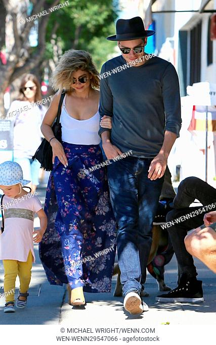 Sarah Hyland and boyfriend Dominic Sherwood seen leaving Joan's on Third after having breakfast together. Featuring: Sarah Hyland