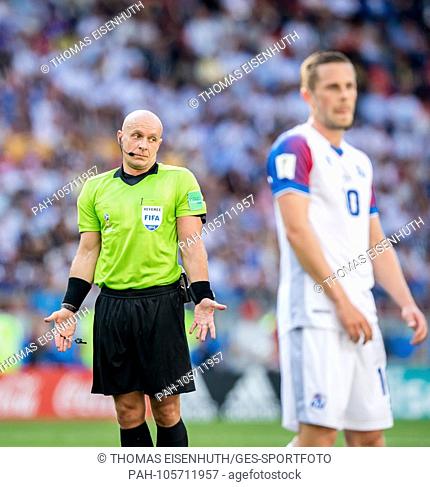 referee Szymon Marciniak (Poland) GES / Football / World Championship 2018 Russia: Argentina - Iceland, 16.06.2018 GES / Soccer / Football / Worldcup 2018...