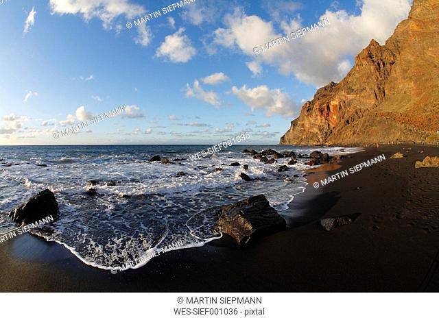 Spain, Canary Islands, La Gomera, Valle Gran Rey, Playa del Ingles, View of sea