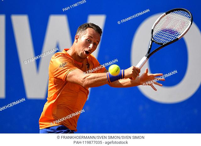 Philipp KOHLSCHREIBER (GER), action, single image, single cut motive, half figure, half figure. Tennis BMW Open 2019 on 02.05.2019 in Munich