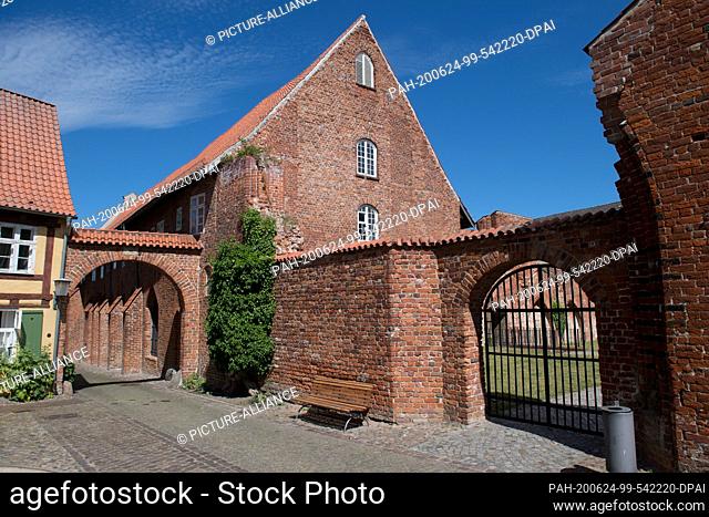 15 June 2020, Mecklenburg-Western Pomerania, Stralsund: The former Franciscan monastery St. Johannis (Johanniskloster) in the old town of Stralsund