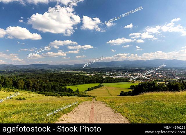 Europe, Poland, Lower Silesia, View from Gora Szybowcowa - Jelenia Gora and Karkonosze Mountains