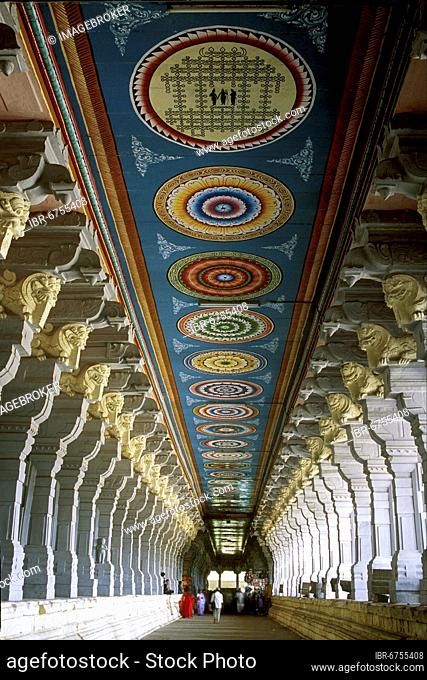 Längster Tempelkorridor der Welt im Ramanathaswamy-Tempel, Rameshwaram (Rameshvaram), Tamil Nadu, Indien