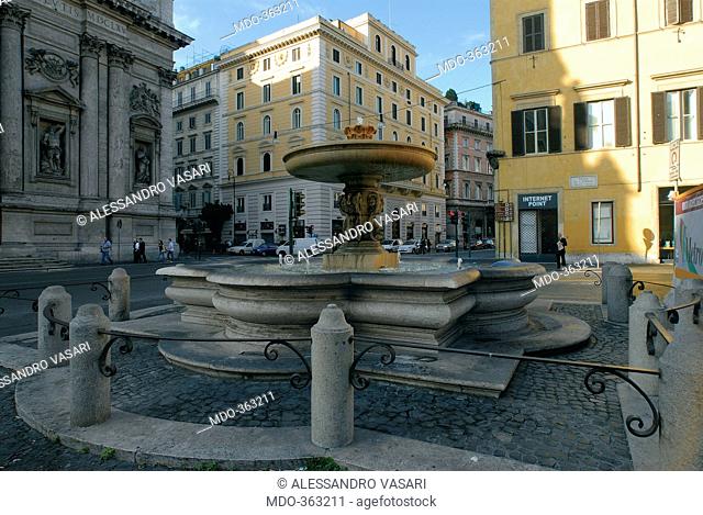Fountain of Piazza Sant'Andrea della Valle, by Maderno Carlo, 1616, 17th Century, . Italy; Lazio; Rome; Piazza Sant'Andrea della Valle;