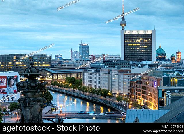 View of Spree and Berlin Mitte from the roof terrace of the Reichstag building, Bundestag, Berlin, Germany