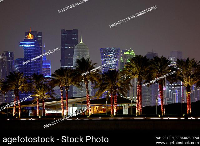 19 November 2022, Qatar, Doha: Soccer, preparation for the World Cup in Qatar, view of the illuminated skyline of Doha. Photo: Tom Weller/dpa