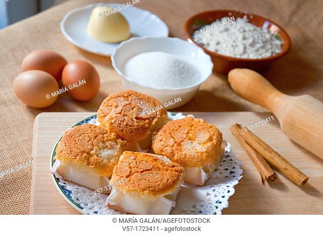 Mantecadas de Asrorga with ingredients. Astorga, Leon province, Castilla Leon, Spain