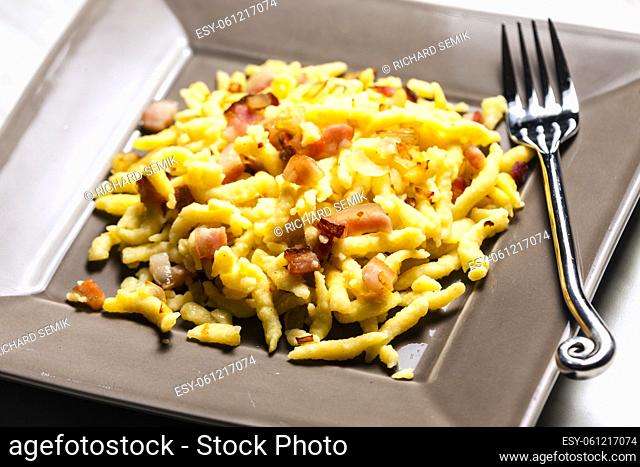 spaetzles with fried bacon and onion