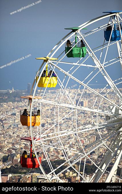 Big wheel, called The Giradabo, at the amusement park of Tibidabo in Barcelona, Catalonia. Spain