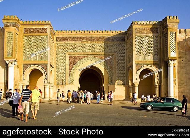 Bab el-Mansour, undoubtedly the most beautiful gate of MeknesGate, Meknes, Morocco, Africa