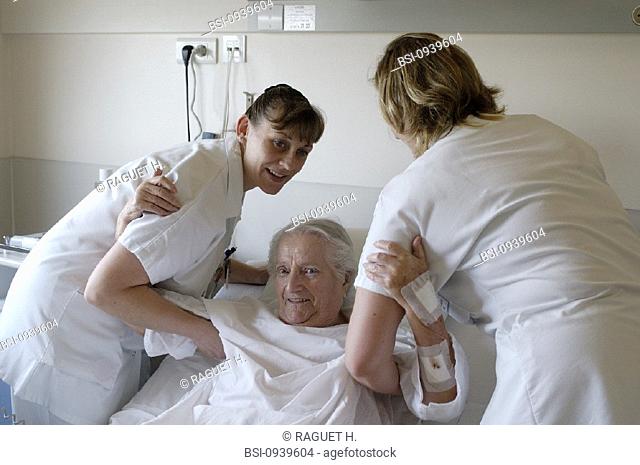 ELDERLY HOSPITAL PATIENT<BR>Photo essay from hospital.<BR>Hospital of Reims, in the French region of Champagne-Ardenne. Gastrointestinal surgery division