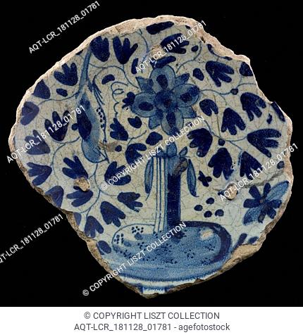 Fragment majolica dish, blue on white, flower vase and bird in Chinese style, dish tableware holder soil find ceramics pottery glaze