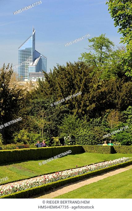 France, Paris, Bois de Boulogne, Parc de Bagatelle and La Defense towers