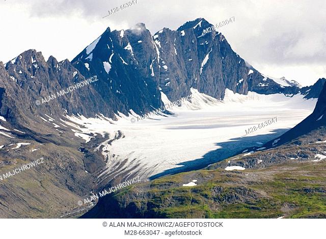 Peaks of the Chugach Mountains near Thompson Pass, Alaska, USA