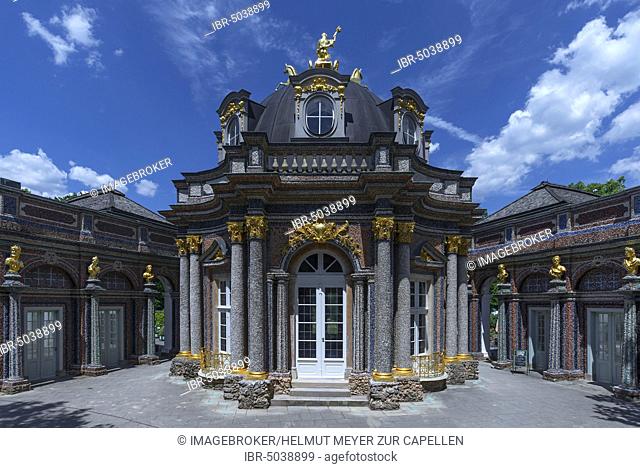 Sun Temple of the New Palace from 1753 with Quadriga, Hermitage, Bayreuth, Upper Franconia, Bavaria, Germany, Europe