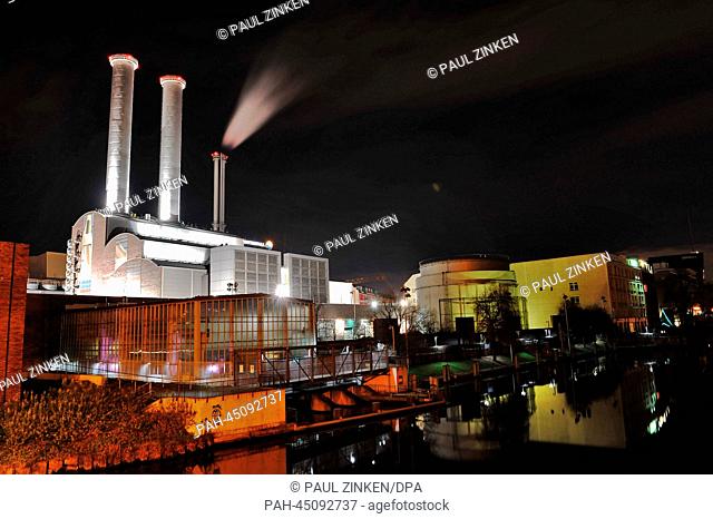 Smoke rises from a chimney of heat and power plant in the city center of Berlin, Germany, 28 December 2013. The device is operated by the Swedish energy giant...