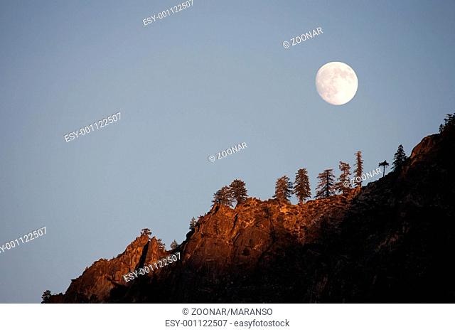 Moonrise in the mountain