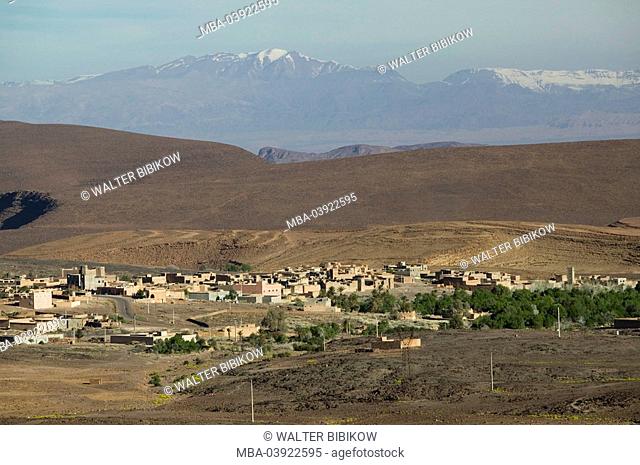 Morocco, Draa-Valley, Ait Saoun, city view, mountain scenery, Africa, North-Africa, atlas-mountains, mountains, mountains, summit, snow-fragments, view, hills