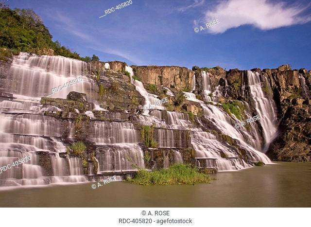 Pongour waterfall, Da Lat, Lam Dong, Tay Nguyen, Vietnam / Central Highlands, Western Highlands