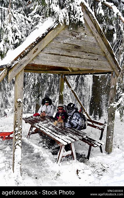 Illustration picture shows people eating outside at the ski station 'Thiers des Rexhons' in Spa, Thursday 27 February 2020