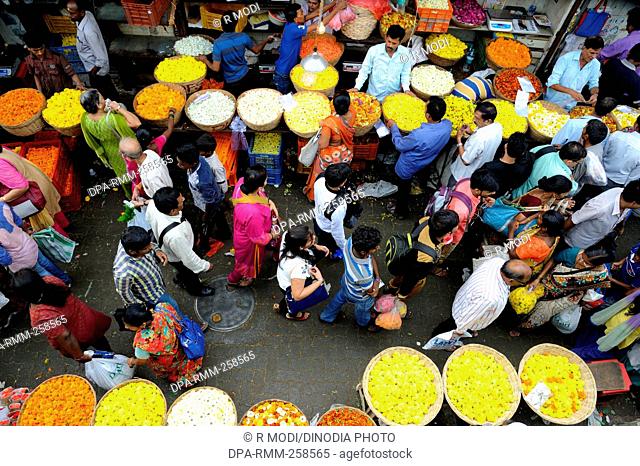 meenatai thackeray flower market Diwali Festival, dadar, mumbai, maharashtra, India, Asia
