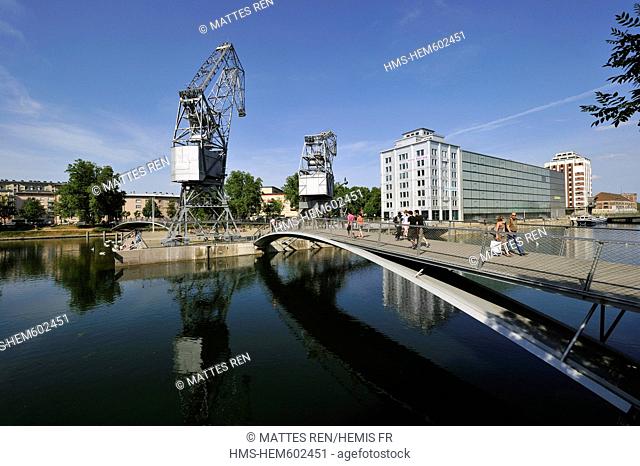 France, Bas Rhin, Strasbourg, development of port du Rhin Rhine's harbour and conversion of breakwater of Bassin d'Austerlitz