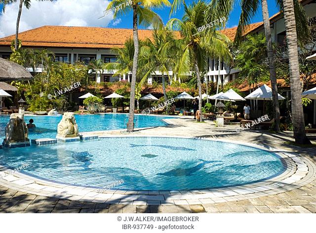 Swimming pool of the Santika Beach Hotel, Tuban, Kuta, Bali, Indonesia, Asia