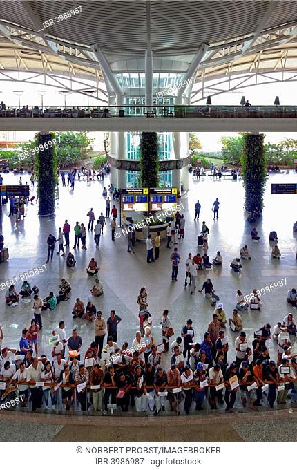 Concourse, arrival with waiting greeters, Ngurah Rai Airport or Denpasar International Airport, Tuban, Bali, Indonesia