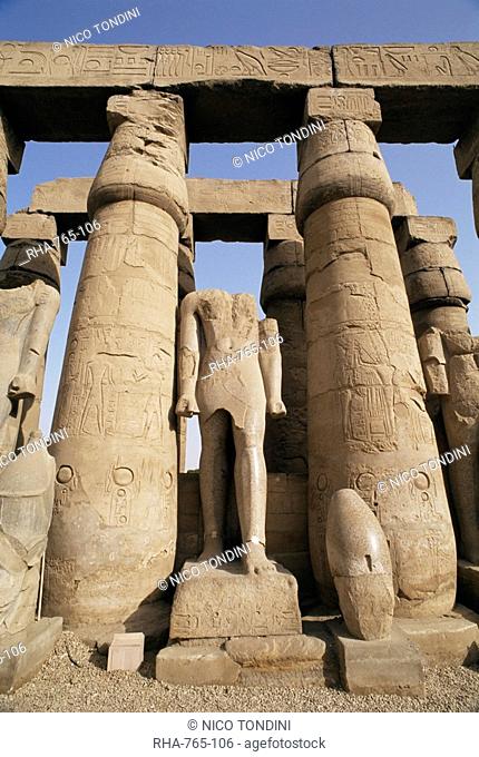 Osiris statues and Colonnade, Luxor Temple, Thebes, UNESCO World Heritage Site, Egypt, North Africa, Africa