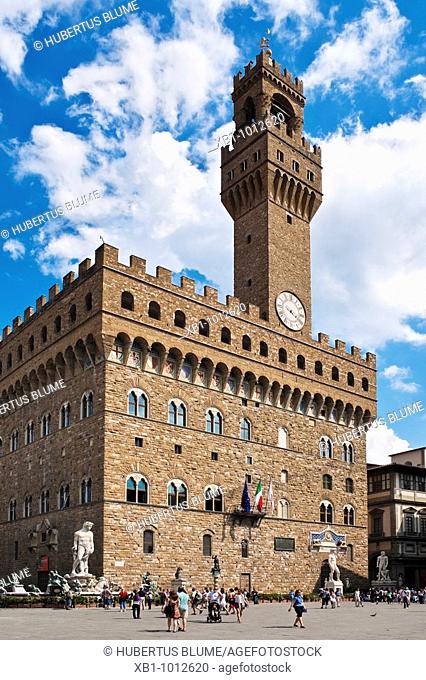 Pallazzo Vecchio also Palazzo della Signoria, now municipal council, at square Piazza della Signoria, Florence, Tuscany, Central Italy, Italy
