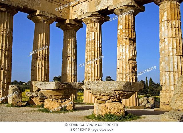 Ancient Greek Temple, archaeological site, Selinunte, Sicily, Italy, Europe