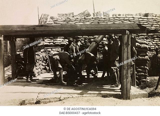 240 L trench mortar post, Trench Mortars School in Susegana, World War I, Italy, 20th century. Milan, Museo Nazionale della Scienza e della Tecnica 'Leonardo Da...