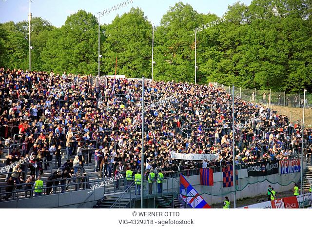 sports, football, 3rd Liga, 2008/2009, Wuppertaler SV Borussia versus Fortuna Duesseldorf 0:0, Stadium Am Zoo in Wuppertal, stadium view