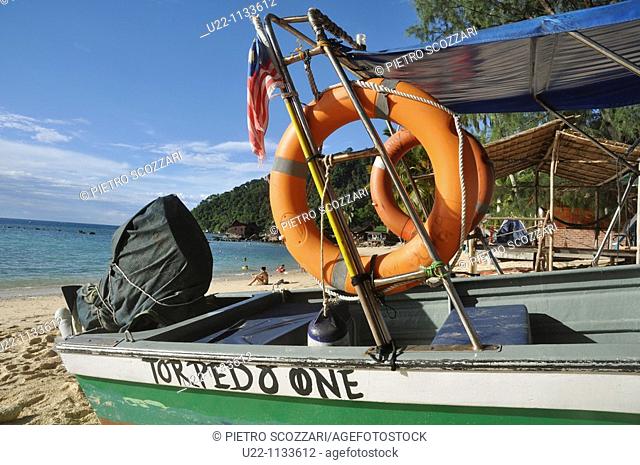 Tioman (Malaysia): boat at Salang Beach