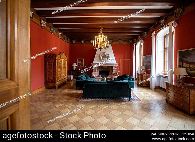26 July 2020, Saxony, Meißen: View of the rooms on the day of the open baroque castle Proschwitz. The neo-baroque style palace opened its doors to visitors
